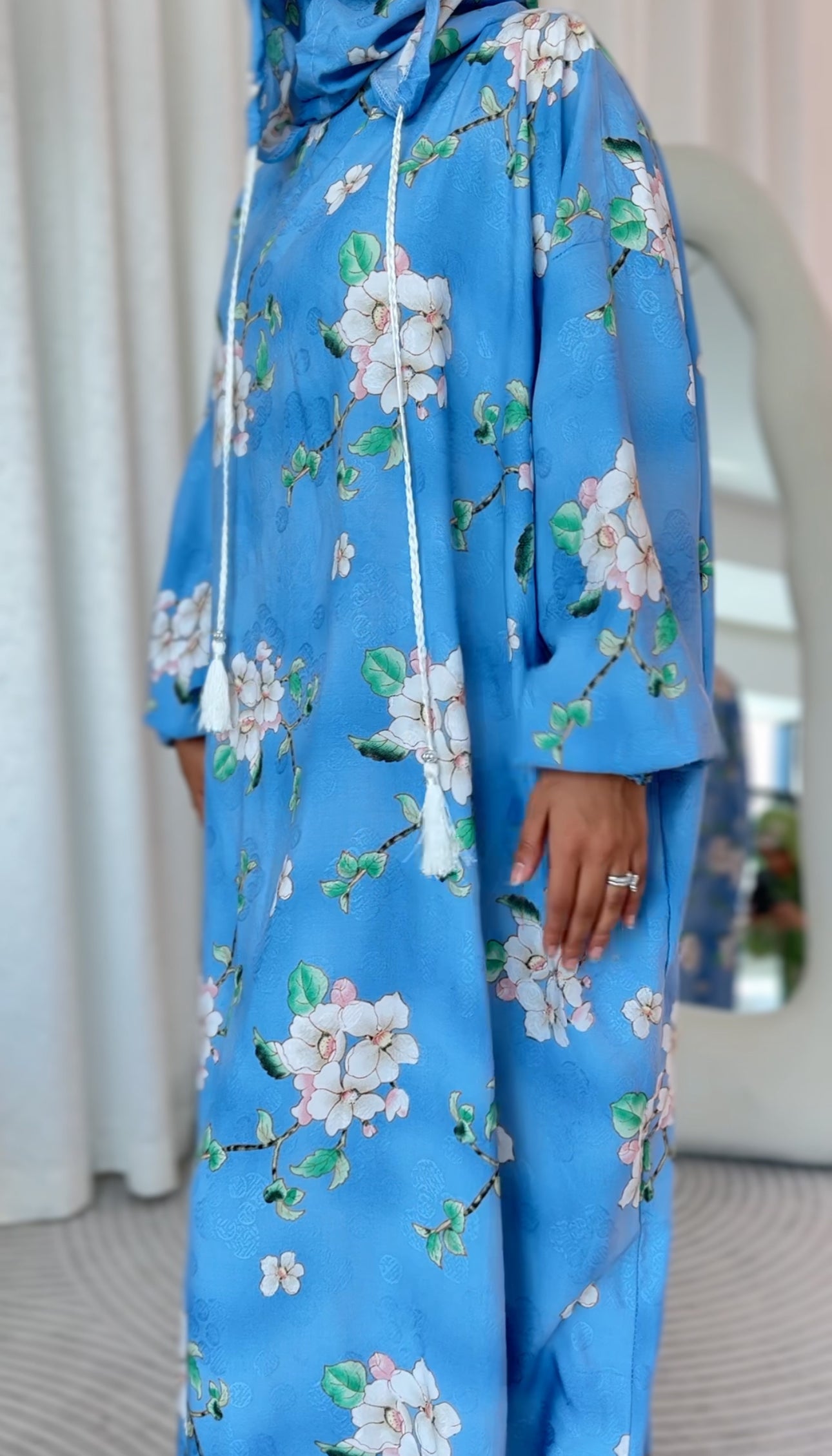 Blue and white orchid burqa