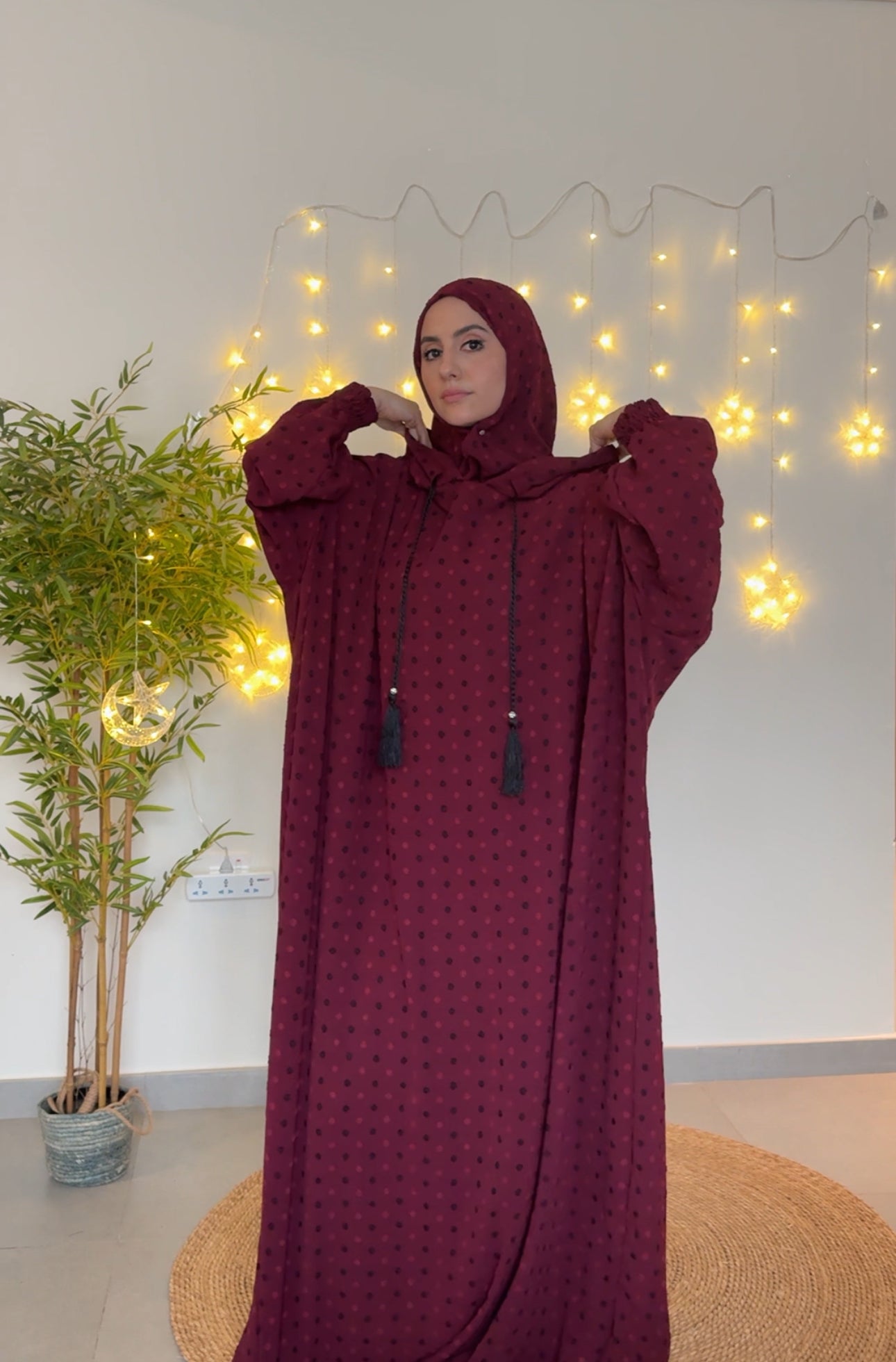 Maroon burqa with black dots