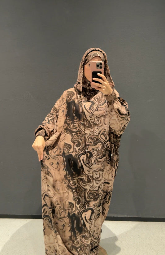 Brown and black dye burqa