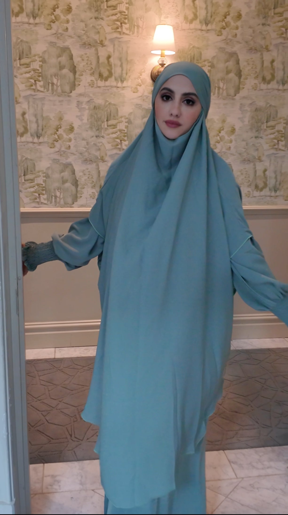 Green Nada fabric Jilbab with long sleeve inner