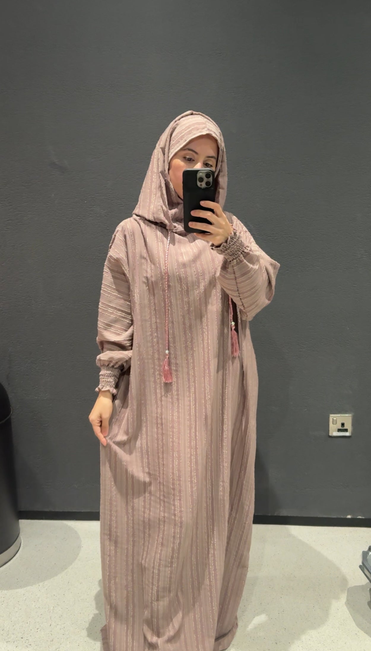 Pink vertical lined burqa
