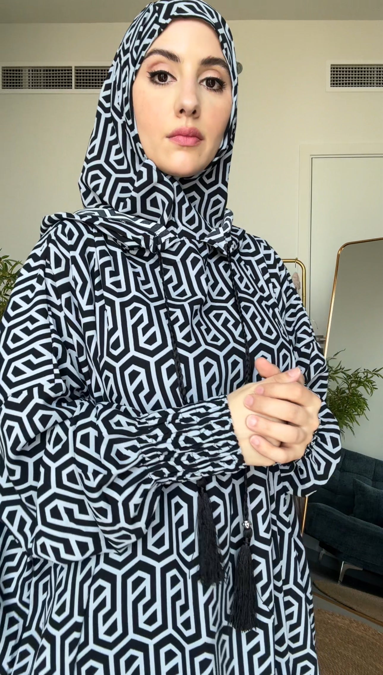 Grey with black geometric lines burqa