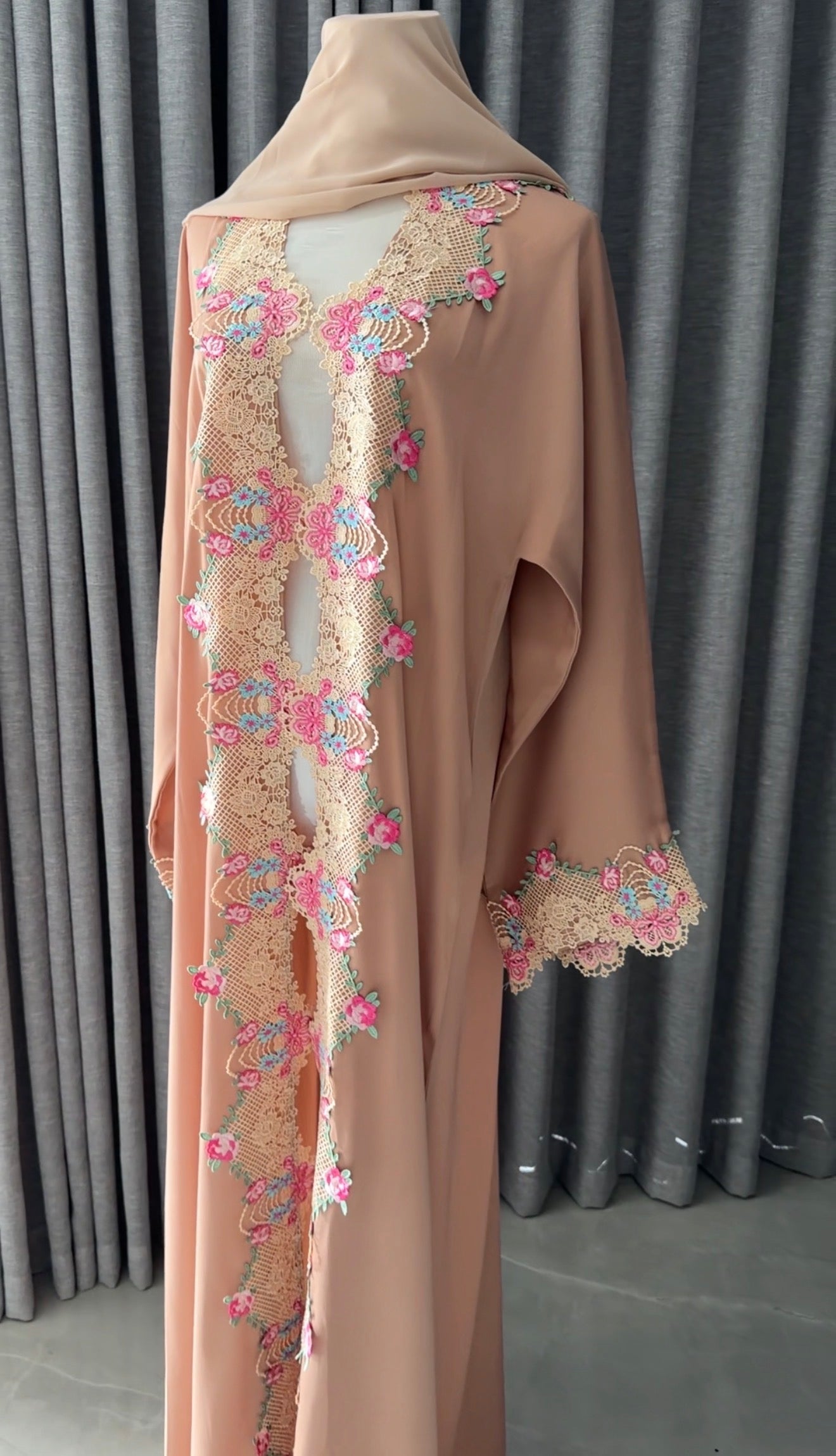 Cream Lace Abayah