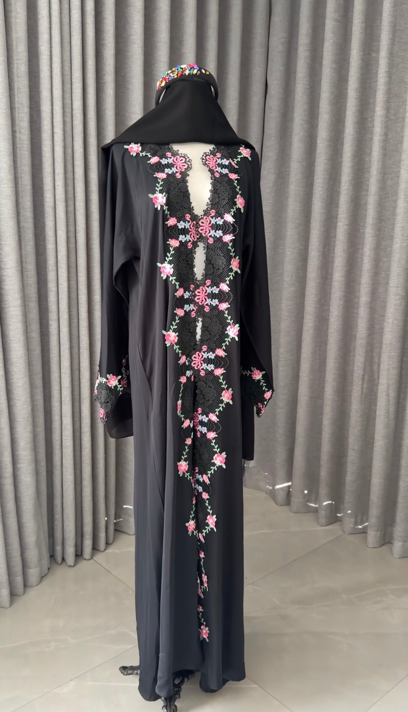 Black Lace Abayah