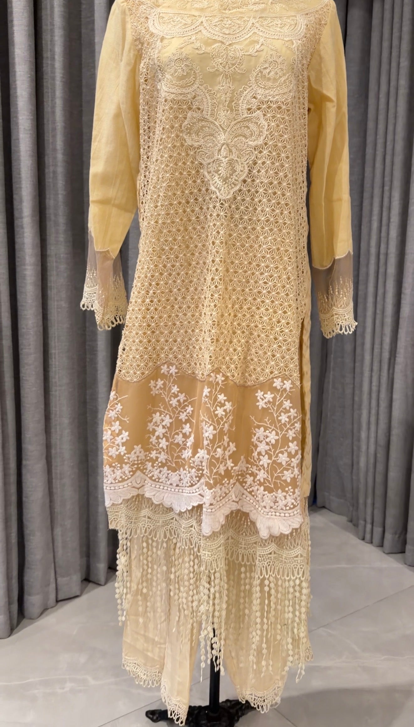 Off-white Sari with pants