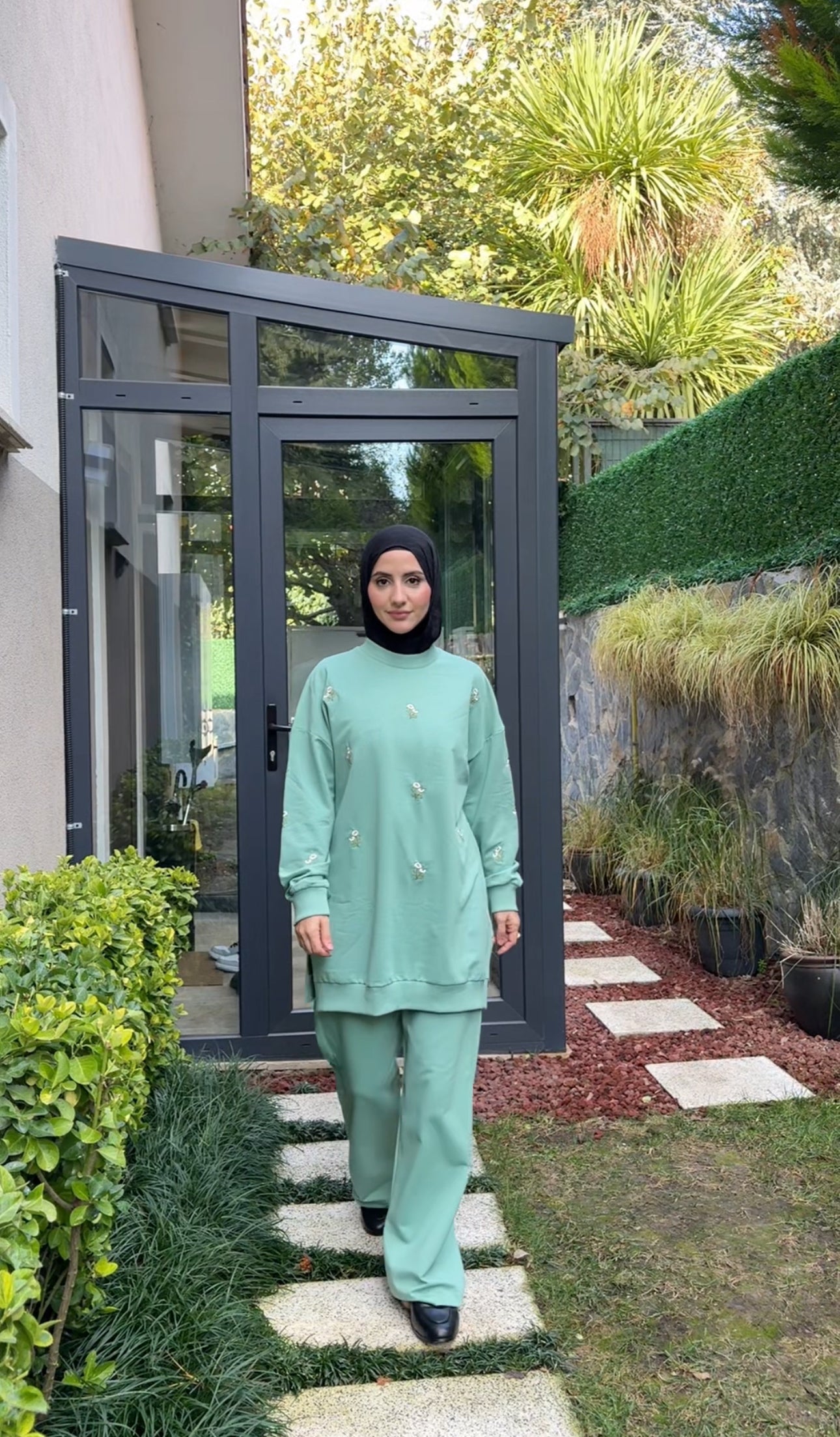 Green Daisy tracksuit set