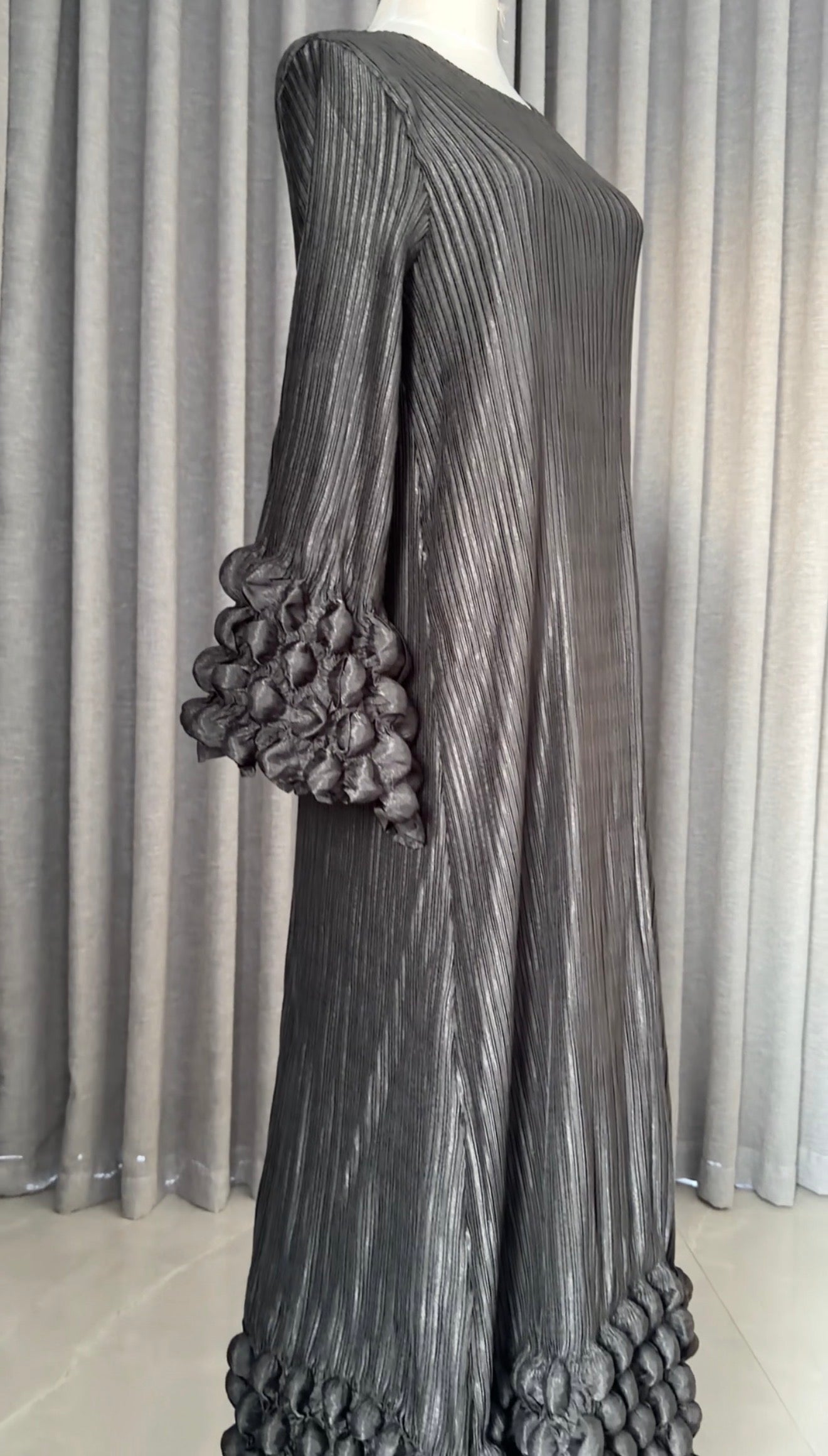 Off-white Sari with pants