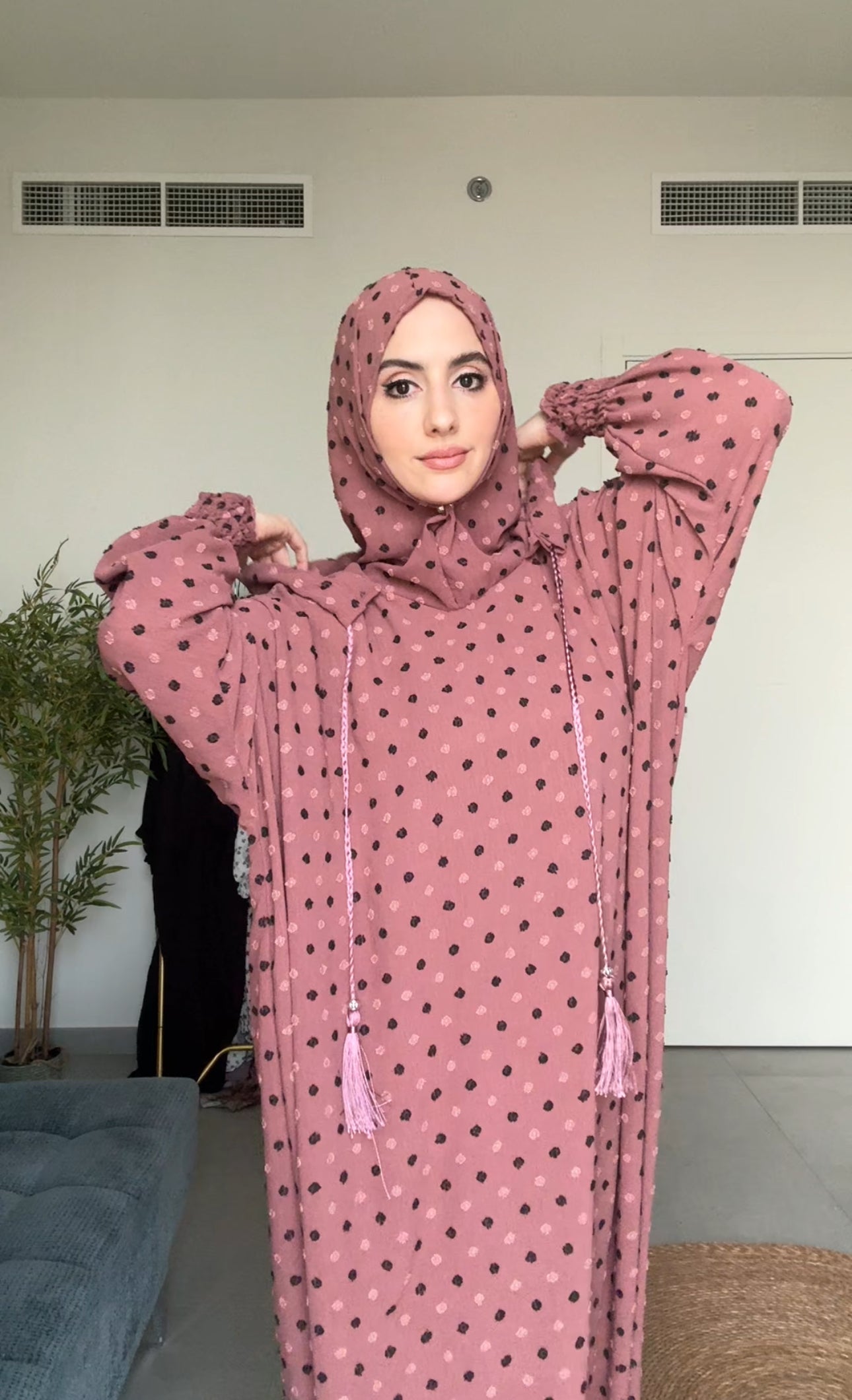 Charisma Coral burqa with black dots