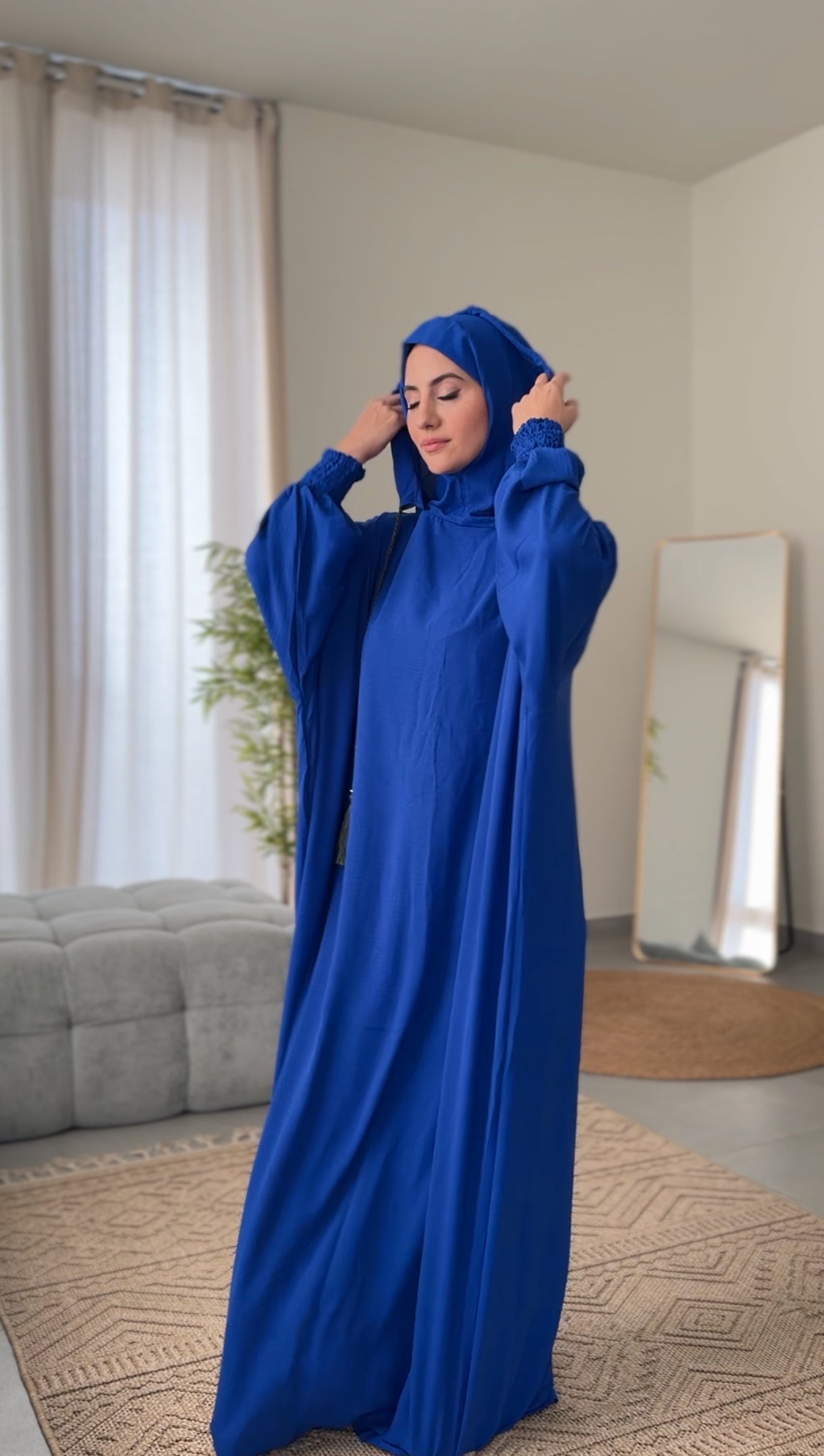 Royal Blue burqa with no dots