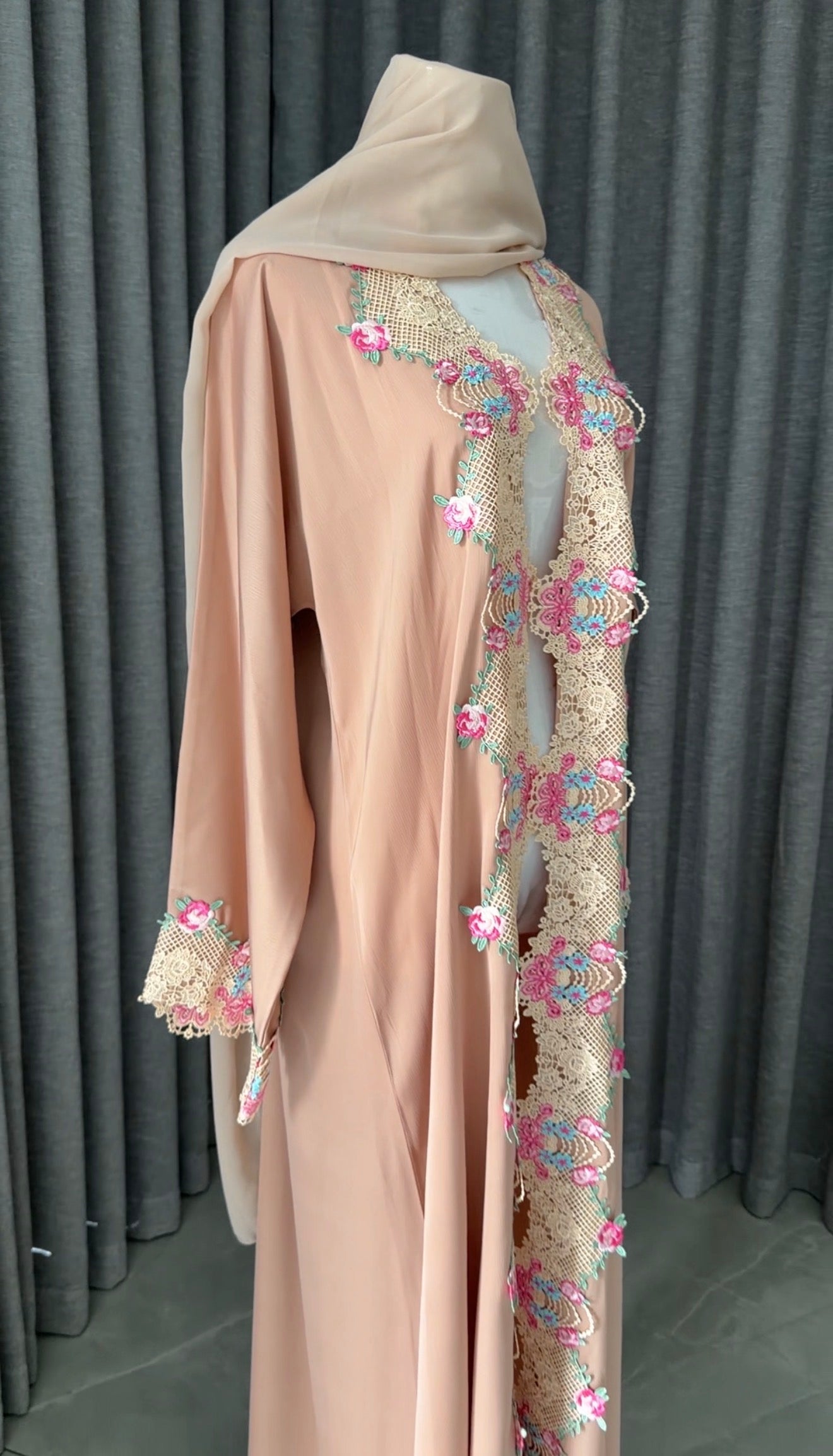 Cream Lace Abayah
