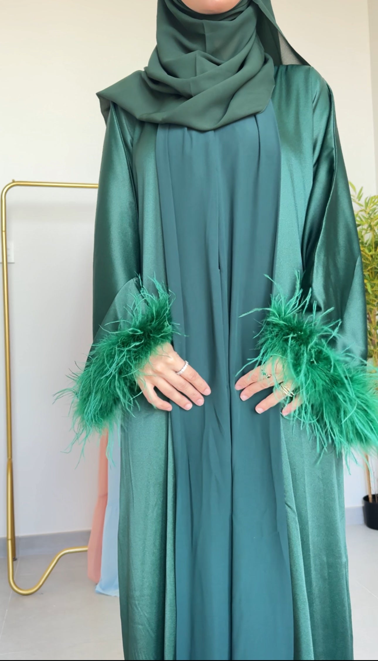 Emerald Green abayah with fur on the sleeve