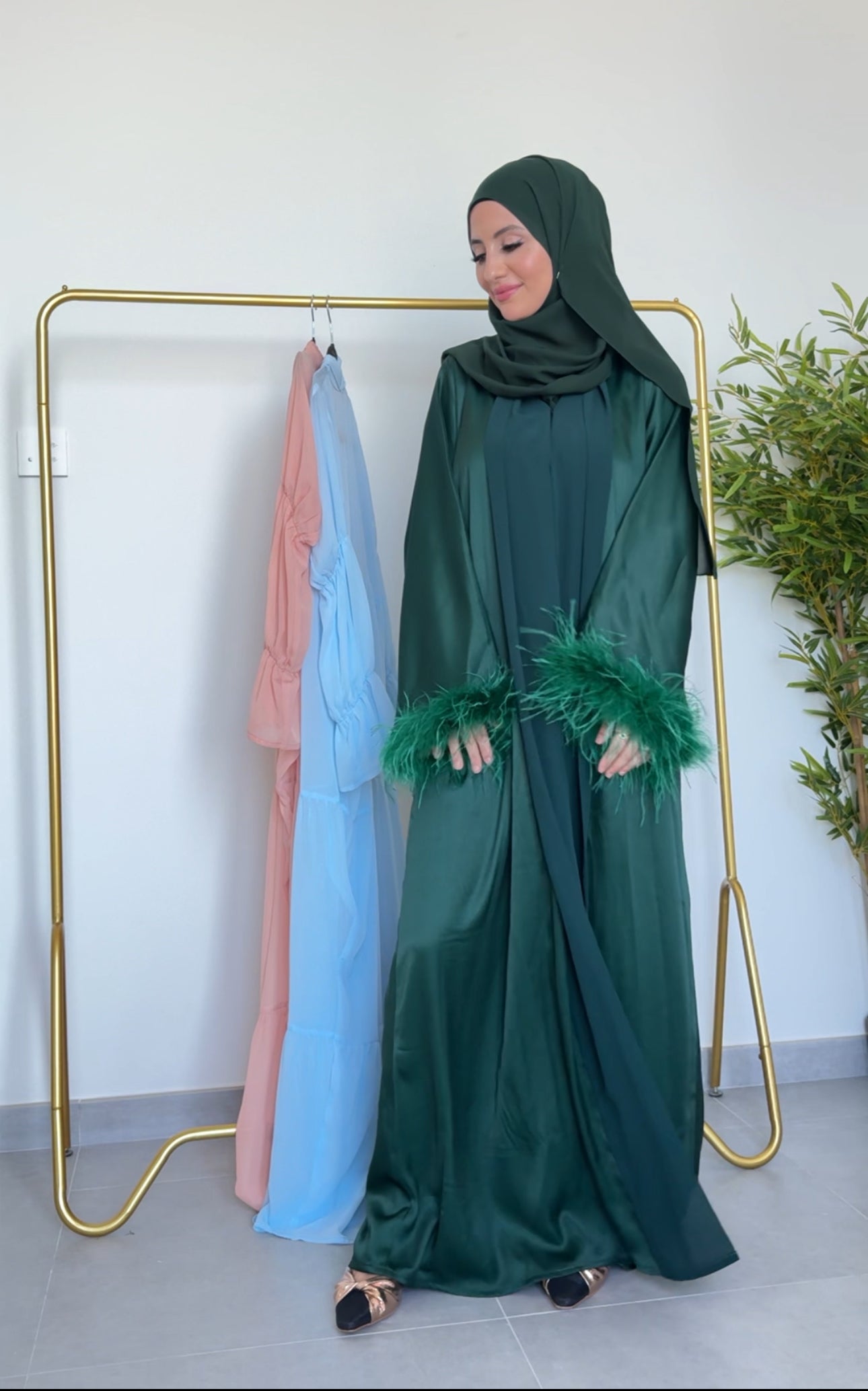 Emerald Green abayah with fur on the sleeve