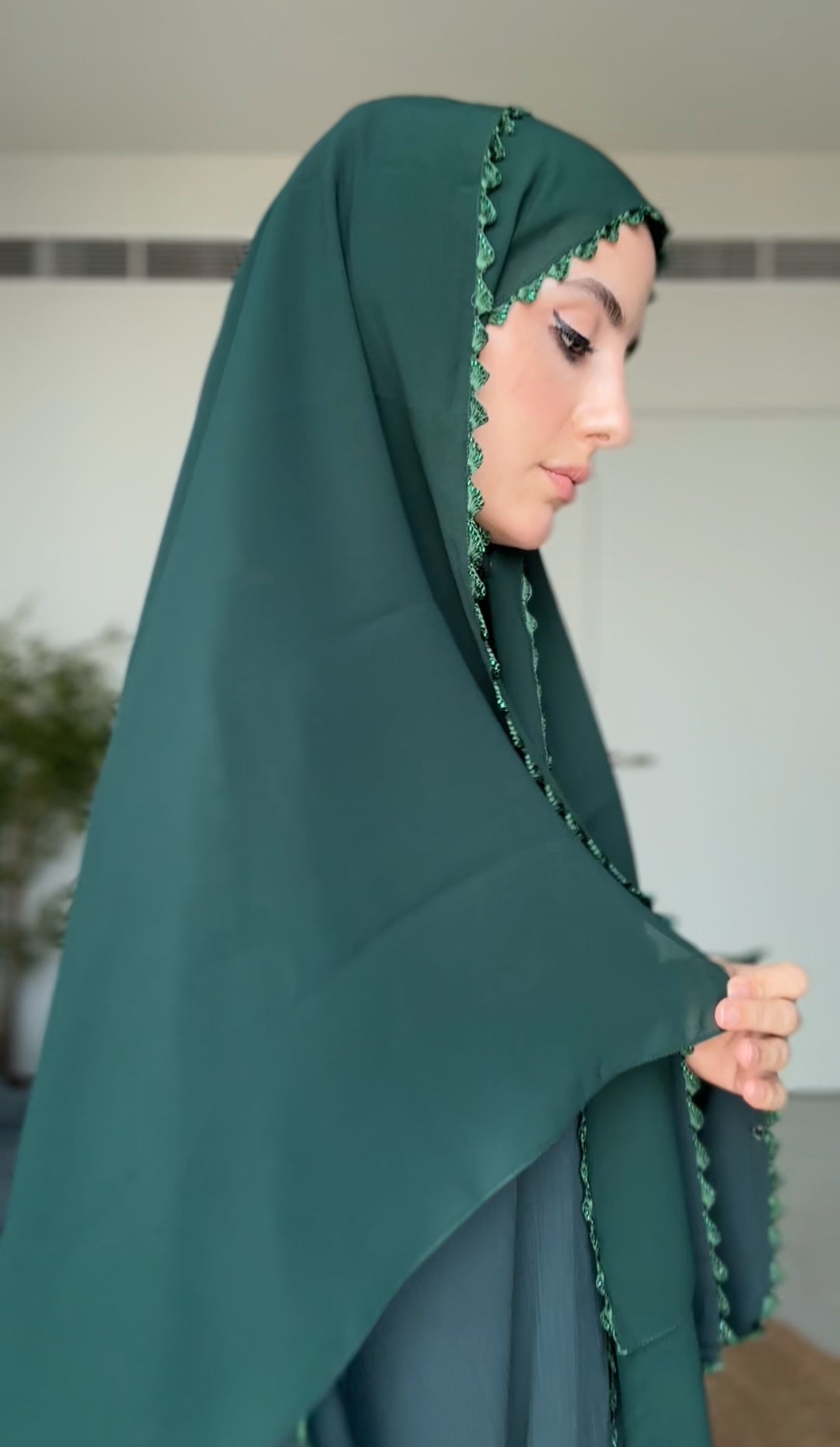 Dark Green Zoom Abayah with Embrodiery detail