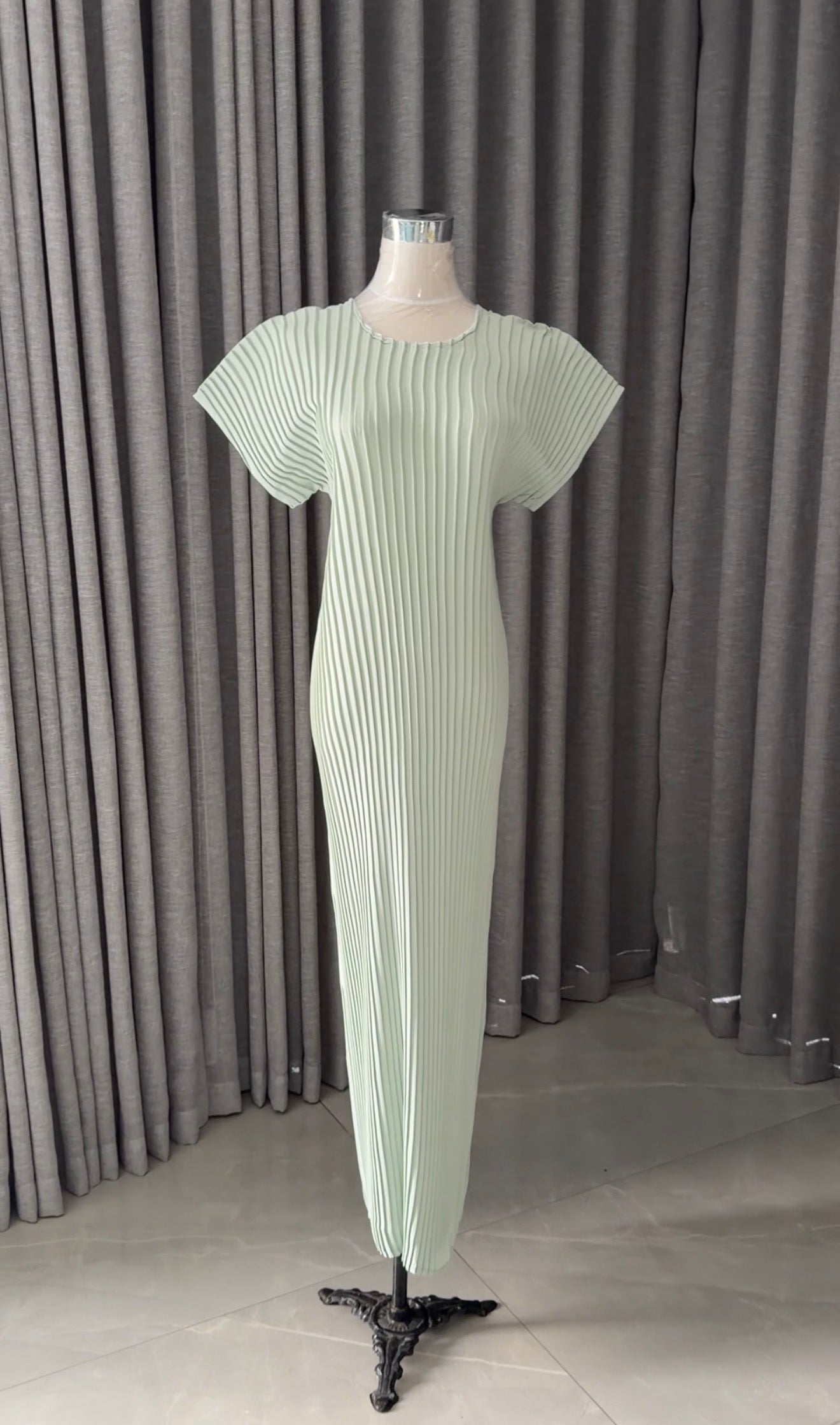 Green Lace Abayah with Inner and Belt