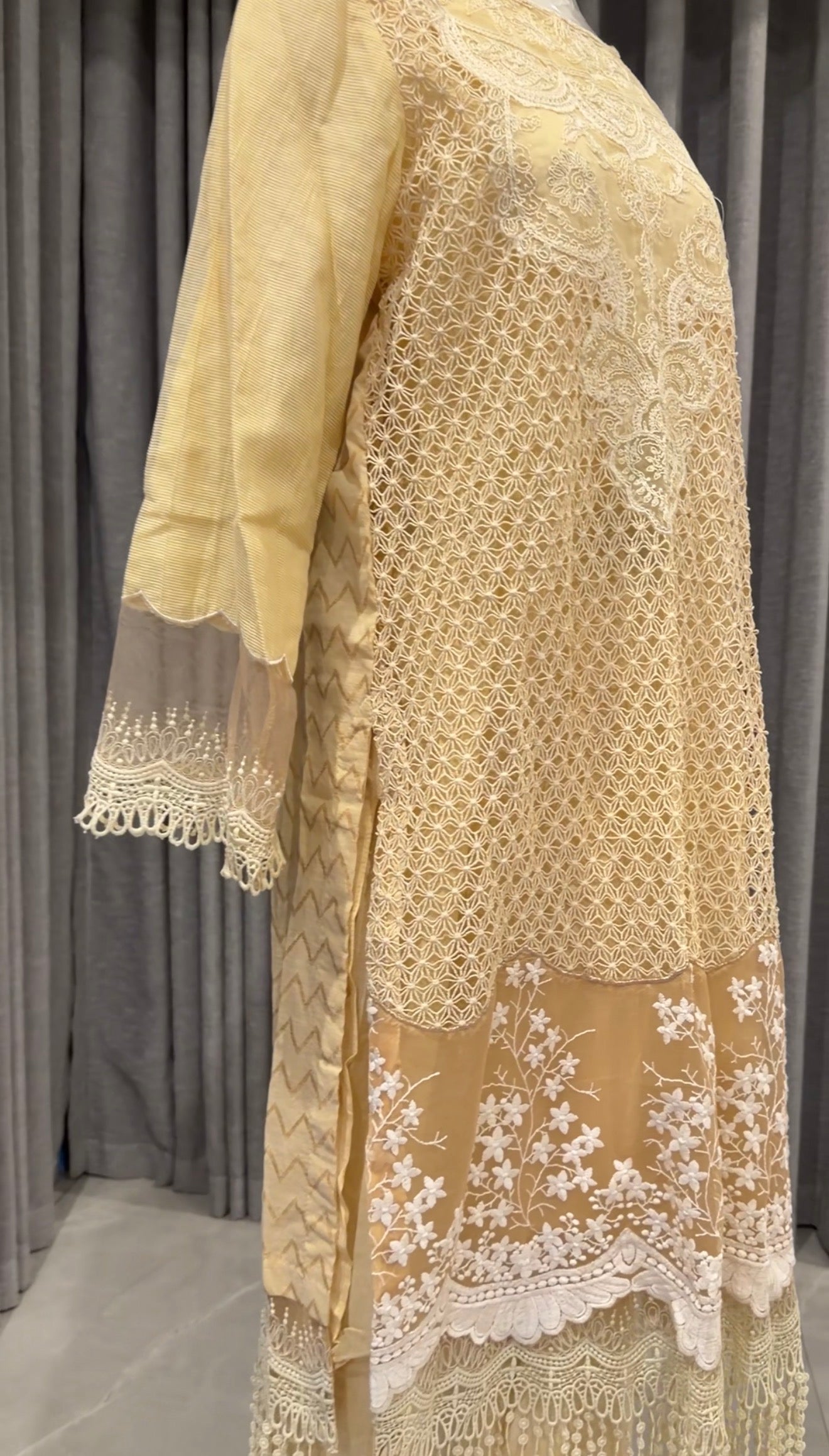 Off-white Sari with pants