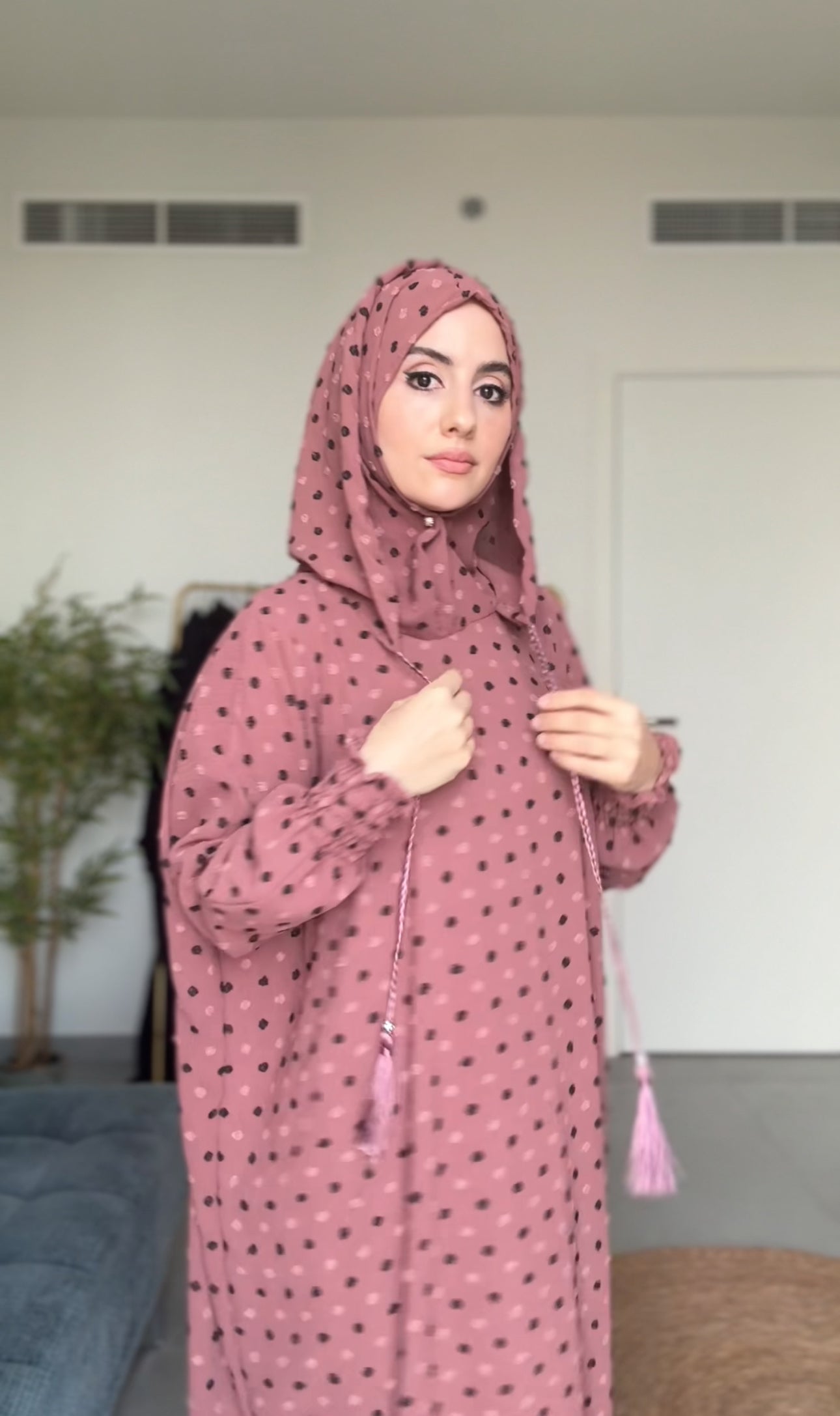 Charisma Coral burqa with black dots