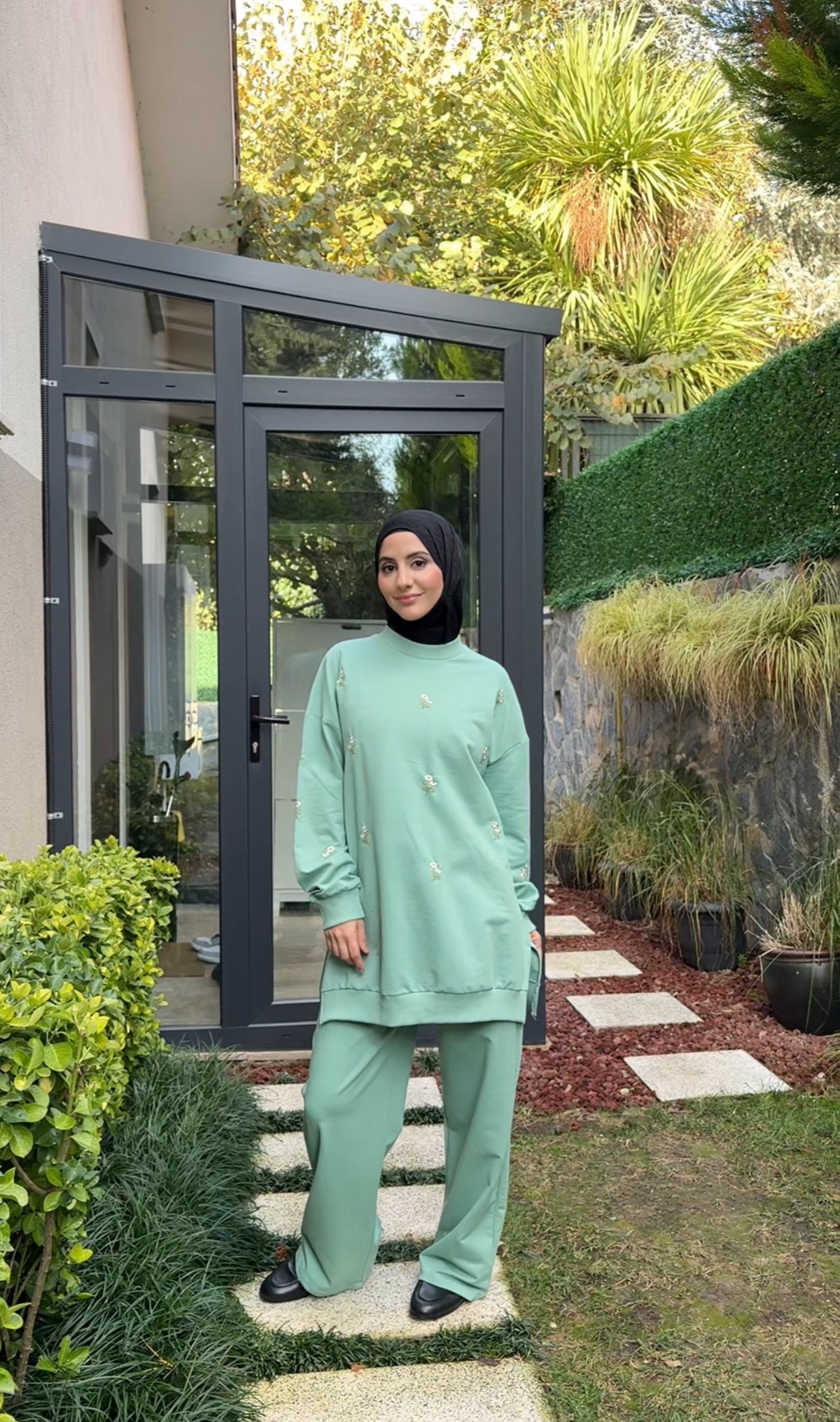 Green Daisy tracksuit set