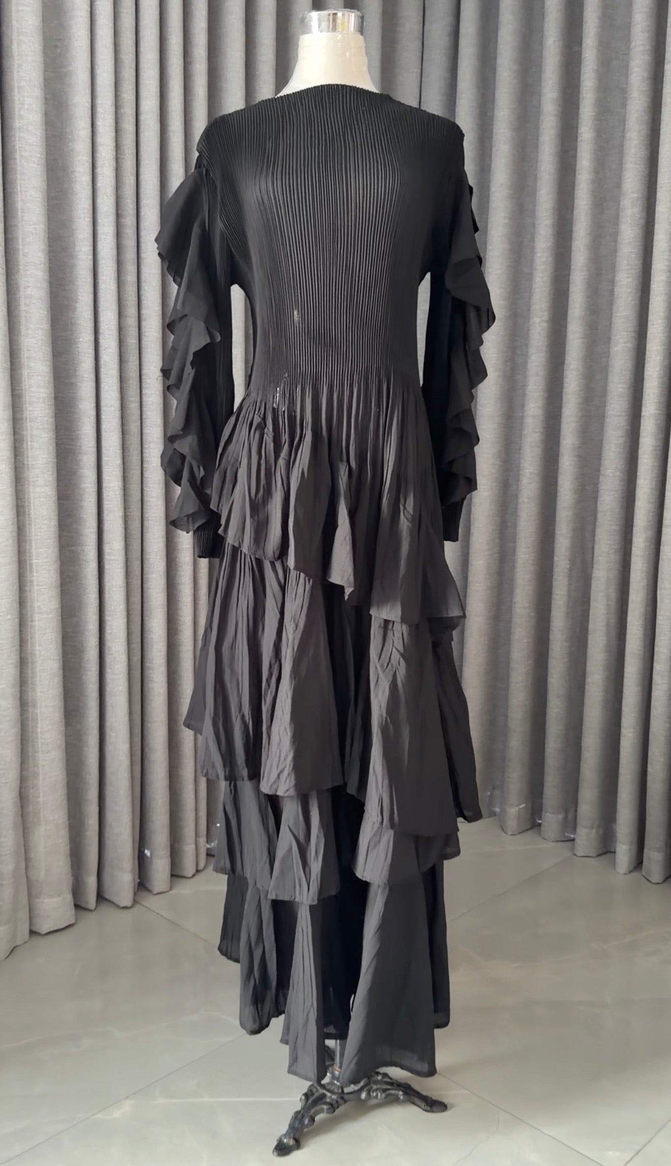 Off-white Sari with pants