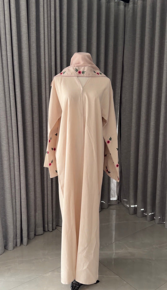 Pink flower 🌺 Abayah