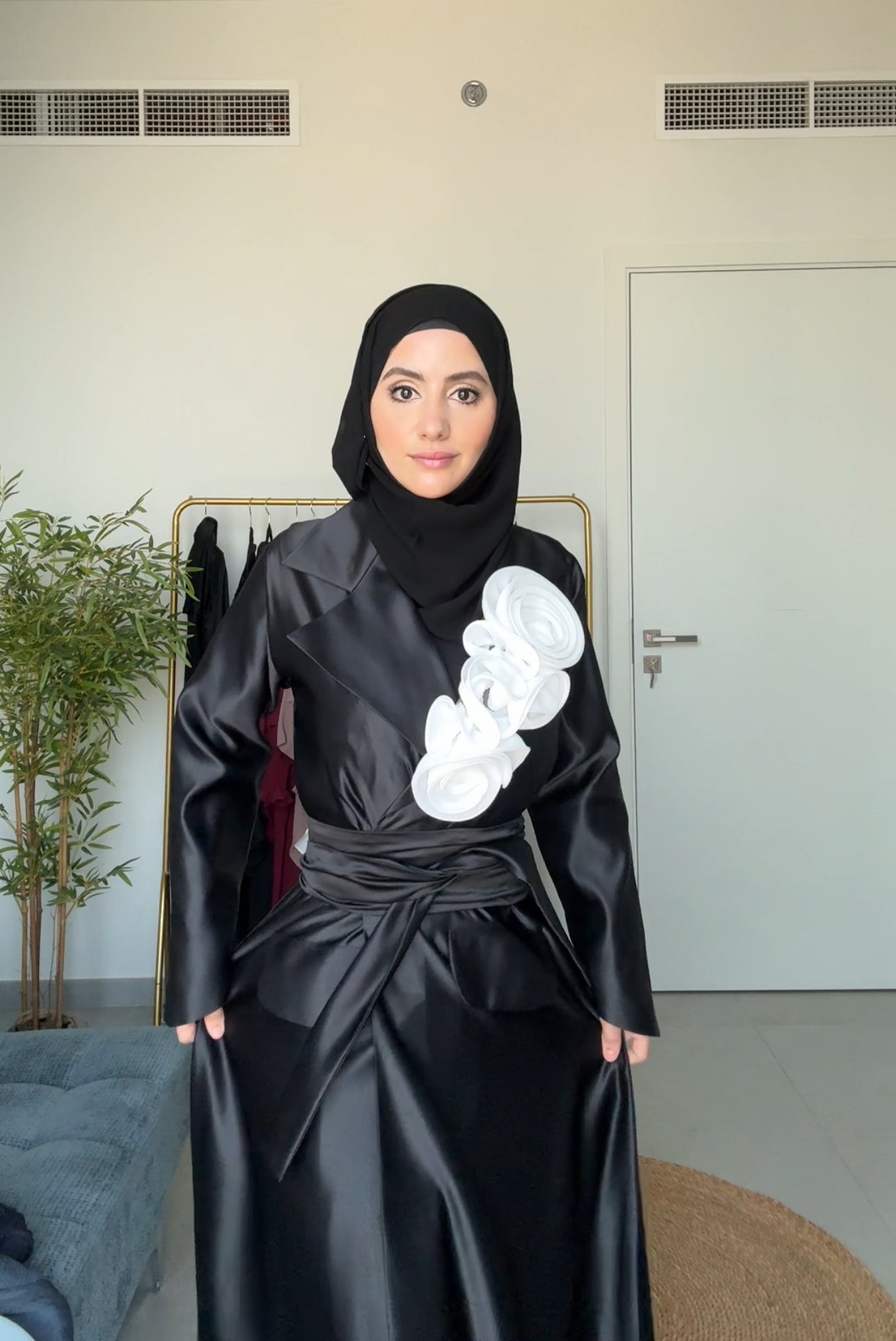 Boss babe jacket abayah with white flower. Comes with a belt and a scarf