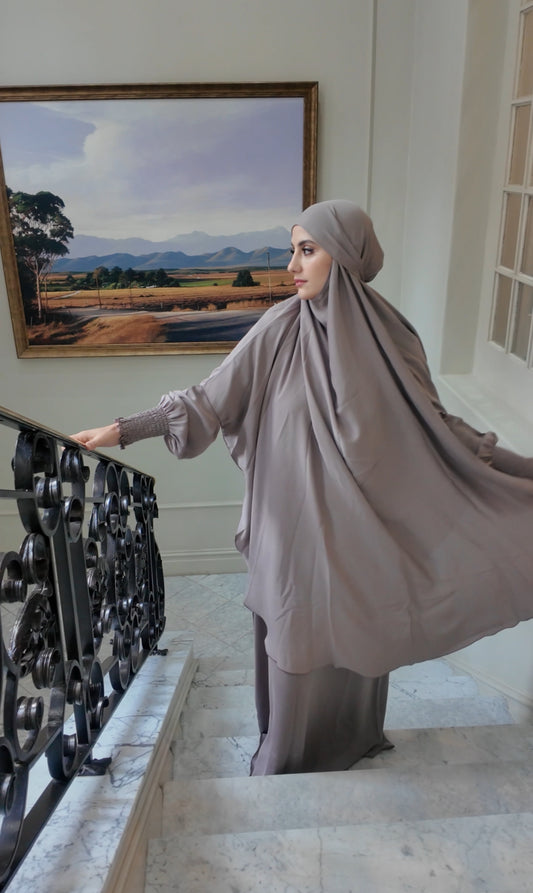 Beige Nada fabric Jilbab with long sleeve inner
