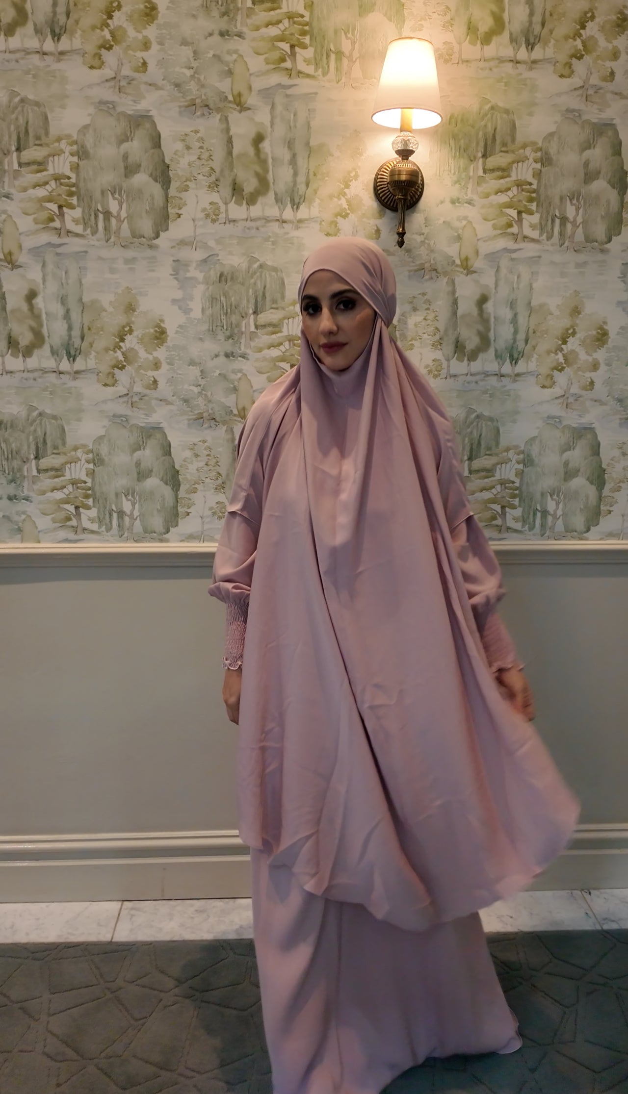 Pink Nada fabric Jilbab with long sleeve inner