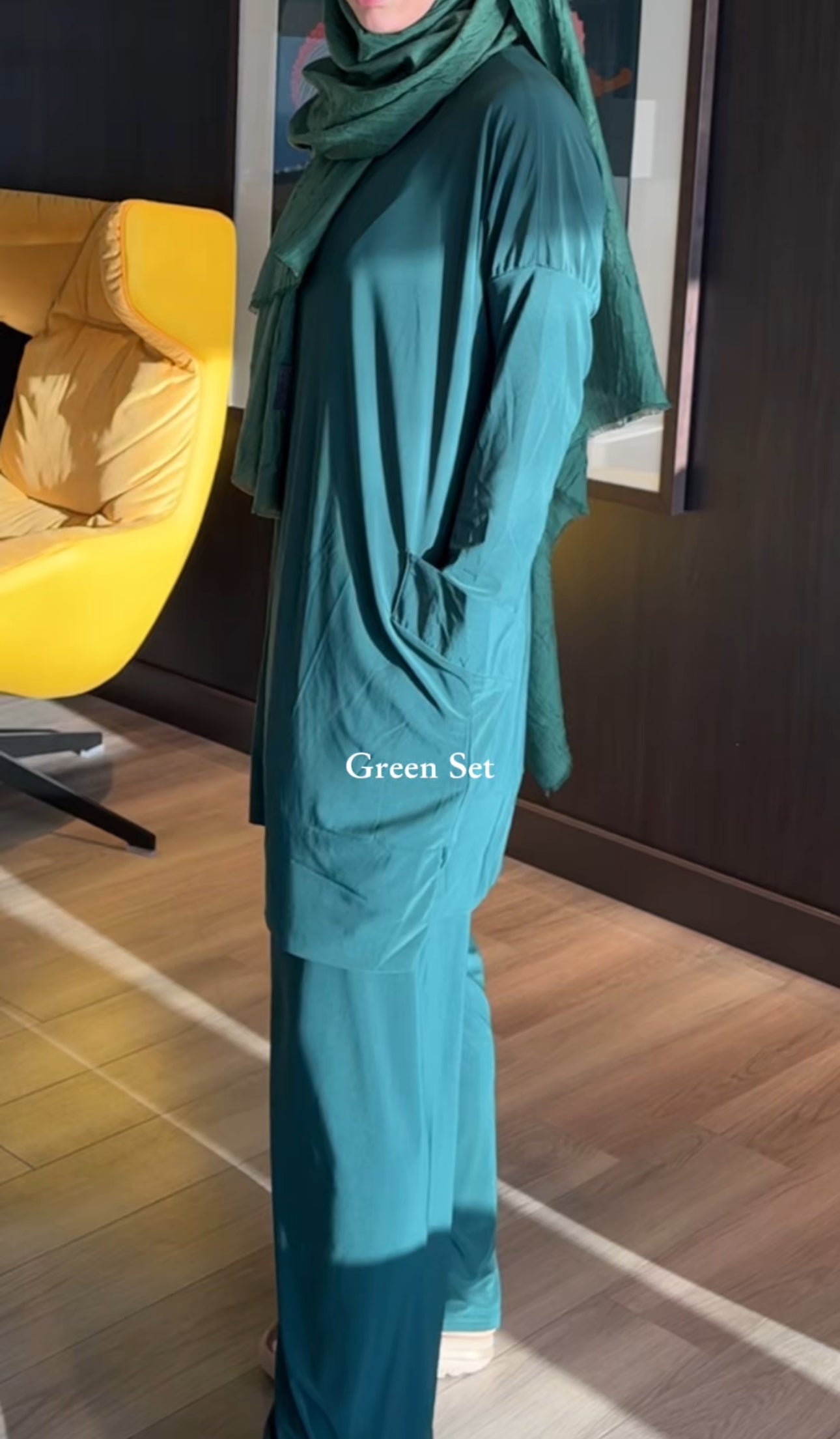 Green pocket stretch fabric set
