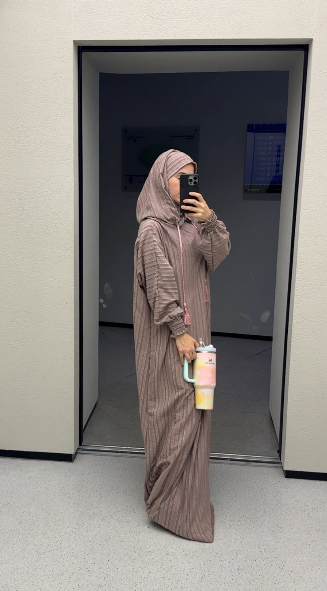 Pink vertical lined burqa